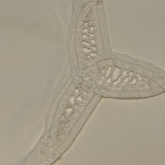 💞Vintage White Battenberg Lace Napkins w/Appliquéd Corner & Scalloped Sides💞 - Picture 3 of 3